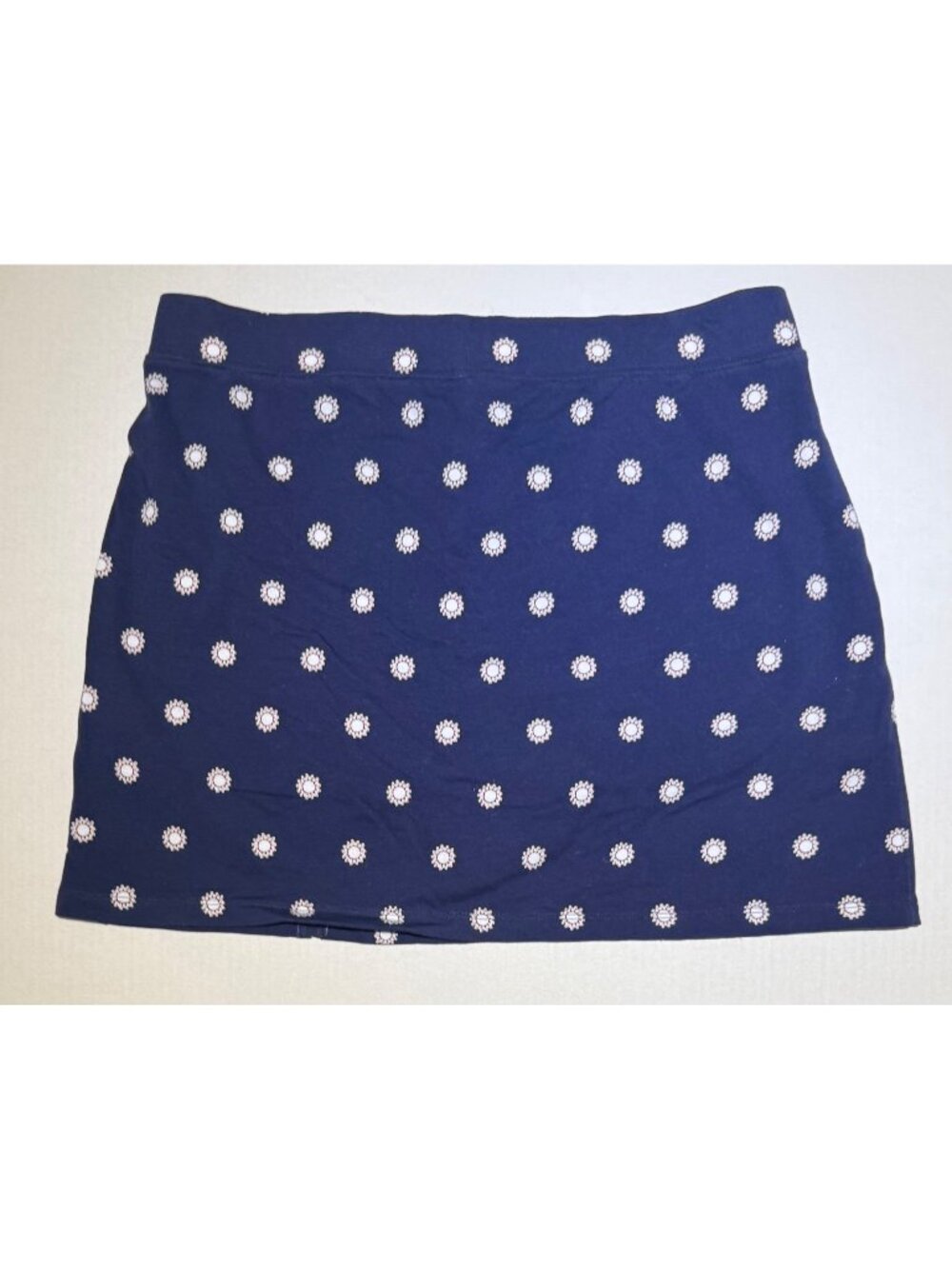 Crown & Ivy womens L Large navy blue jersey knit short pink floral EUC preppy